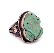 Load image into Gallery viewer, Navajo Native American Frog Fetish Turquoise Ring Size 7 by Begay SKU233312