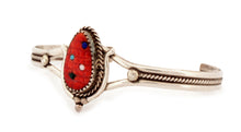 Load image into Gallery viewer, Zuni Native American Orange Spiny Shell Corn Bracelet by Etsate SKU233329