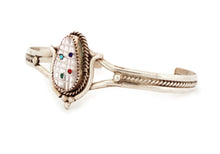 Load image into Gallery viewer, Zuni Native American Mother of Pearl Corn Bracelet by Etsate SKU233330