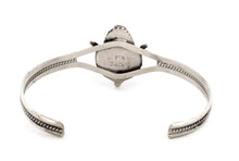 Load image into Gallery viewer, Zuni Native American Mother of Pearl Corn Bracelet by Etsate SKU233331